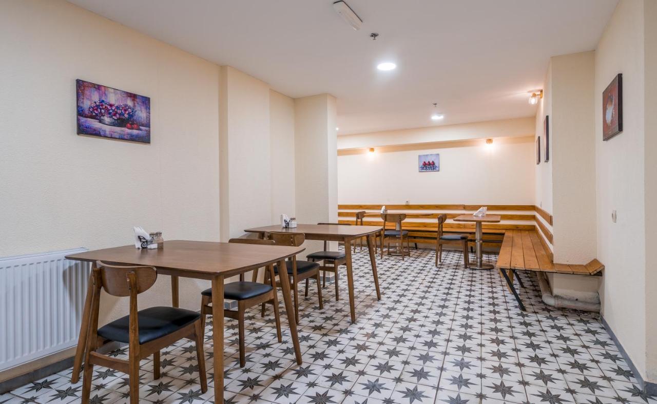 Green Inn Tbilisi Exterior photo